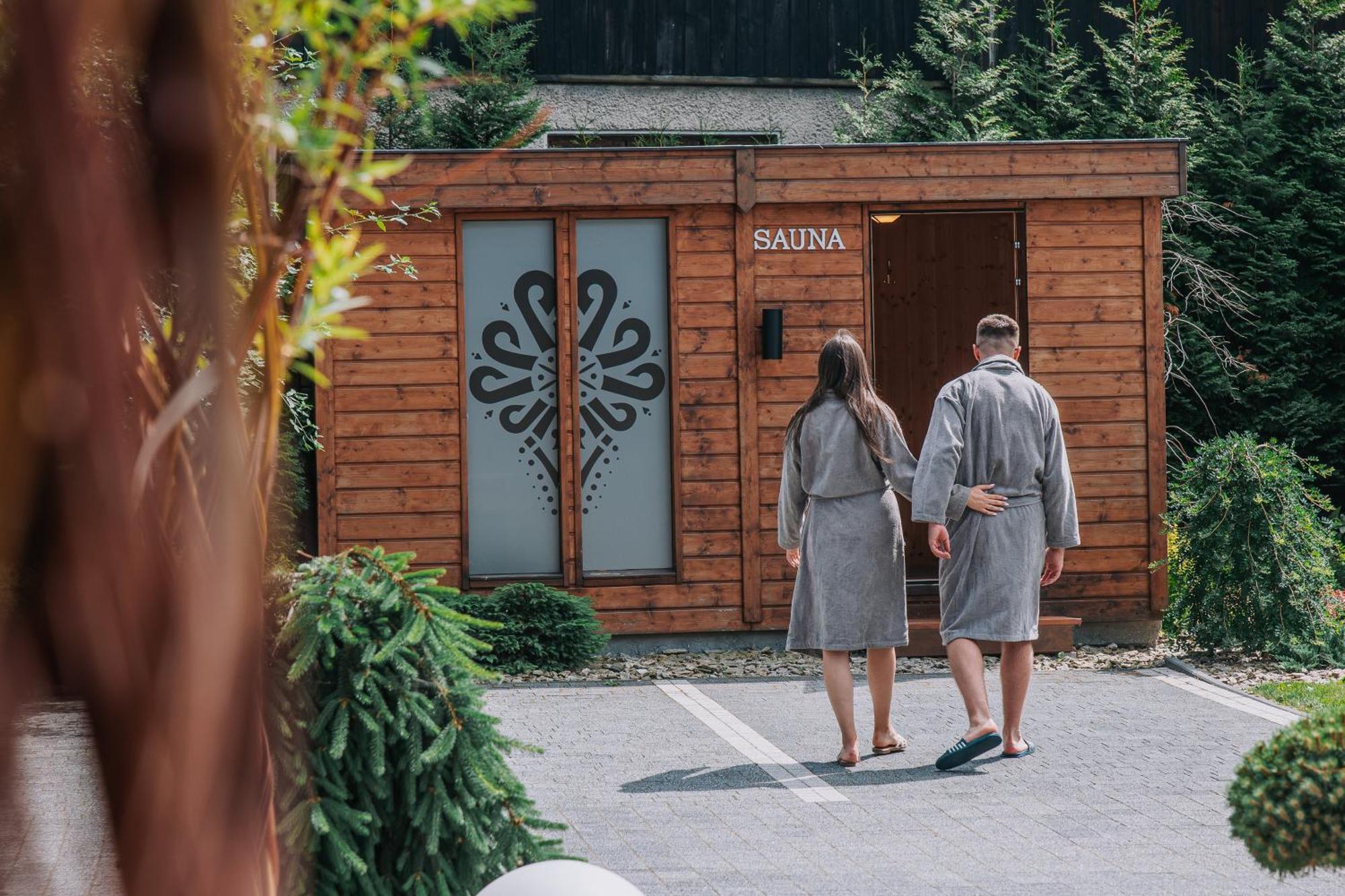 Apartamenty Grand Tatry - Sauna I Jacuzzi Wliczone W Cene Pobytu - 10 Minut Pieszo Od Term Bania Бялка-Татшанська Екстер'єр фото